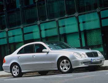 Mercedes-Benz E 270 CDI [UK-spec] (W211) '2002–05