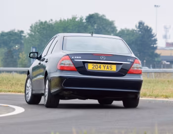 Mercedes-Benz E 280 CDI [UK-spec] (W211) '2006–09