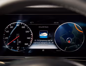 Painel 2017–20 Mercedes-Benz E 300 4MATIC AMG Line [North America] (W213) '2016–20