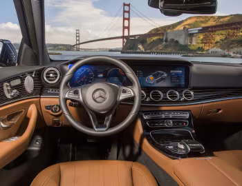 Panel frontal 2017–20 Mercedes-Benz E 300 4MATIC AMG Line [North America] (W213) '2016–20