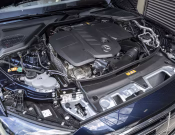 Bajo el capó Mercedes-Benz E 300 de [Worldwide] (W214) '2023–pr.