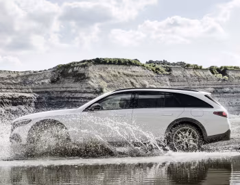 Mercedes-Benz E 300 de 4MATIC All-Terrain [Worldwide] (S214) '2024–pr.