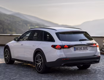 Mercedes-Benz E 300 de 4MATIC All-Terrain [Worldwide] (S214) '2024–pr.