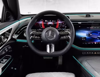 Panel frontal Mercedes-Benz E 300 e 4MATIC AMG Line [Worldwide] (W214) '2023–pr.