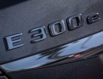 Mercedes-Benz E 300 e AMG Line [Worldwide] (W213) '2018–20