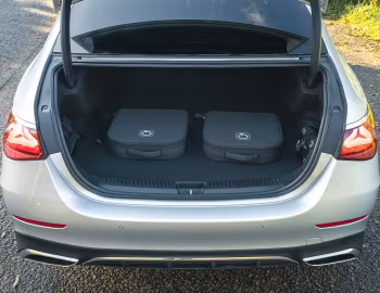Coffre Mercedes-Benz E 300 e AMG Line [UK-spec] (W214) '2023–pr.