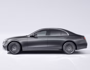 Mercedes-Benz E 300 e Avantgarde Line [Worldwide] (W214) '2023–pr.