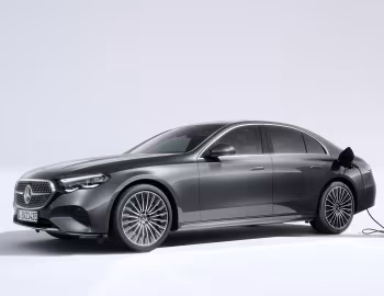 Mercedes-Benz E 300 e Avantgarde Line [Worldwide] (W214) '2023–pr.