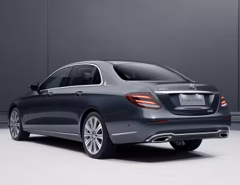 Mercedes-Benz E 300 L Exclusive Line [China] (V213) '2016–20