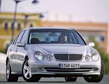 Mercedes-Benz E 320 Avantgarde [Worldwide] (W211) '01.2002–10.2004