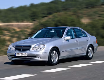 Mercedes-Benz E 320 Avantgarde [Worldwide] (W211) '01.2002–10.2004