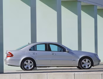 Mercedes-Benz E 320 Avantgarde [Worldwide] (W211) '01.2002–10.2004