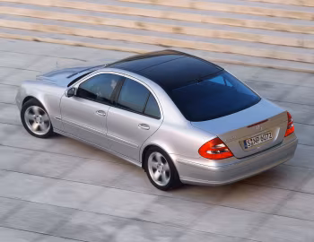 Mercedes-Benz E 320 Avantgarde [Worldwide] (W211) '01.2002–10.2004