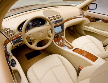 Interior 2009 Mercedes-Benz E 320 BlueTec [North America] (W211) '2008–09