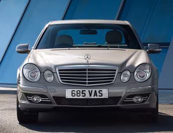 Mercedes-Benz E 320 CDI [UK-spec] (W211) '2006–09