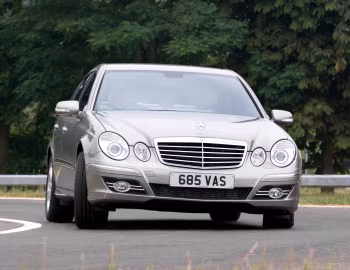 Mercedes-Benz E 320 CDI [UK-spec] (W211) '2006–09