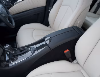 Interior Mercedes-Benz E 320 CDI [UK-spec] (W211) '2006–09