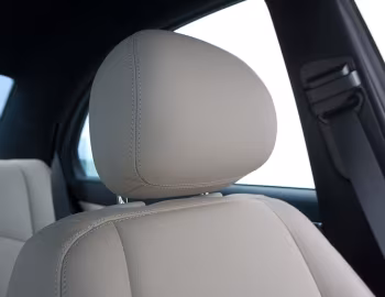 Interior Mercedes-Benz E 320 CDI [UK-spec] (W211) '2006–09