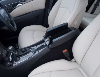Interior Mercedes-Benz E 320 CDI [UK-spec] (W211) '2006–09