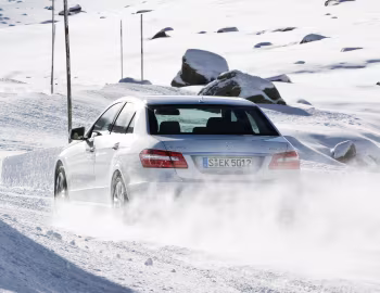 Mercedes-Benz E 350 4MATIC (W212) '2009–12