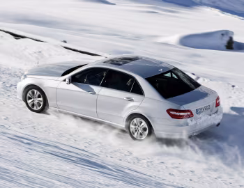 Mercedes-Benz E 350 4MATIC (W212) '2009–12