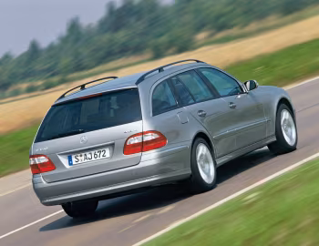 Mercedes-Benz E 350 4MATIC Estate (S211) '2004–06