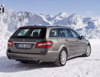 Mercedes-Benz E 350 4MATIC Estate (S212) '2009–12
