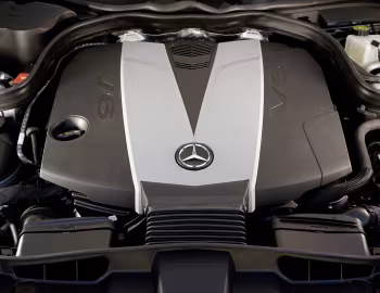 Bajo el capó Mercedes-Benz E 350 CDI (W212) '2009–12
