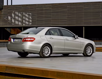 Mercedes-Benz E 350 CDI (W212) '2009–12