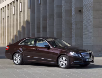 Mercedes-Benz E 350 CGI (W212) '09.2011–01.2013