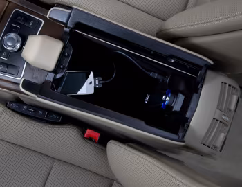 Interior Mercedes-Benz E 350 CGI (W212) '09.2011–01.2013