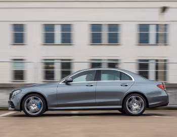 Mercedes-Benz E 350 e AMG Line [UK-spec] (W213) '2017–20