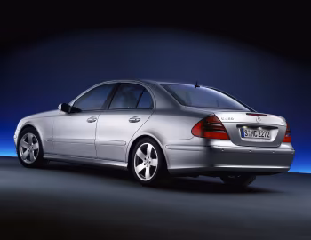 Mercedes-Benz E 400 CDI Avantgarde [Worldwide] (W211) '03.2003–06.2005