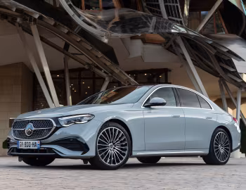 Mercedes-Benz E 400 e 4MATIC AMG Line [Worldwide] (W214) '2023–pr.