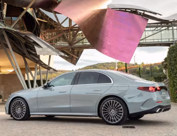 Mercedes-Benz E 400 e 4MATIC AMG Line [Worldwide] (W214) '2023–pr.