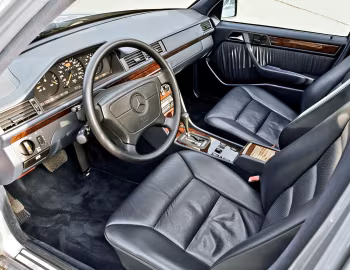 Interior Mercedes-Benz E 420 (W124) '07.1993–06.1995