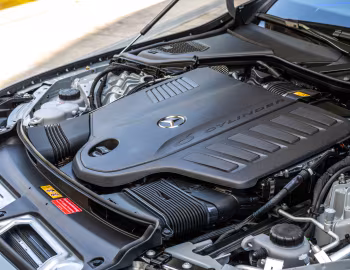Bajo el capó Mercedes-Benz E 450 4MATIC AMG Line [Worldwide] (W214) '2023–pr.
