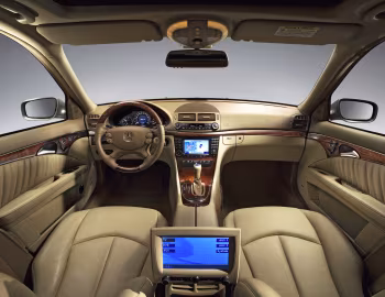 Interior Mercedes-Benz E 500 [Worldwide] (W211) '2006–09