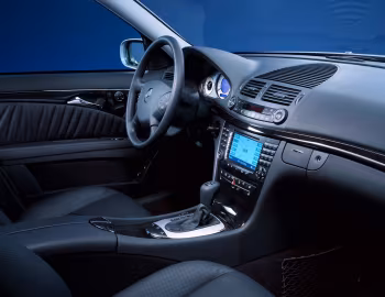 Interior Mercedes-Benz E 500 Avantgarde [Worldwide] (W211) '01.2002–04.2006