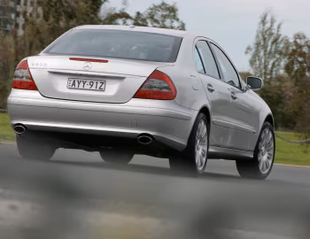 Mercedes-Benz E 500 [Australia] (W211) '2006–09