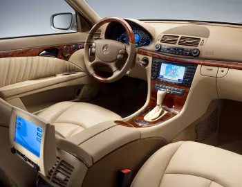 Interior Mercedes-Benz E 500 [Worldwide] (W211) '2006–09