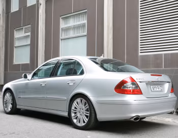 Mercedes-Benz E 500 [Australia] (W211) '2006–09