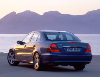 Mercedes-Benz E 500 Avantgarde [Worldwide] (W211) '01.2002–04.2006