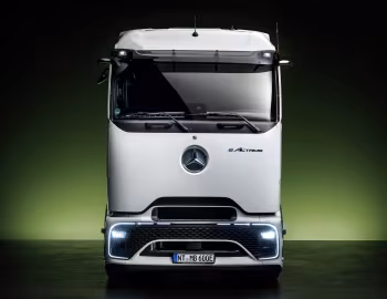 Mercedes-Benz eActros 600 tractor 4×2 '2023–pr.
