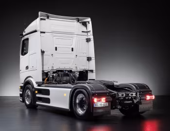 Mercedes-Benz eActros 600 tractor 4×2 '2023–pr.