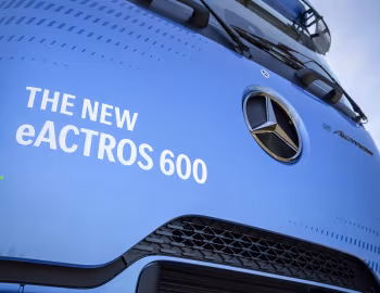 Mercedes-Benz eActros Giga 600 tractor 4×2 '2023–pr.