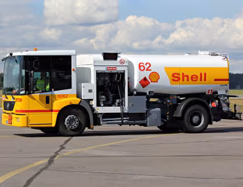 Mercedes-Benz Econic 1833 L Flugfeld-Tankwagen (Br.957) '10.2006–13
