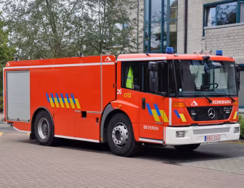 Mercedes-Benz Econic 1933 LL CCGC par Vanassche FFE (Br.957) '2009–14