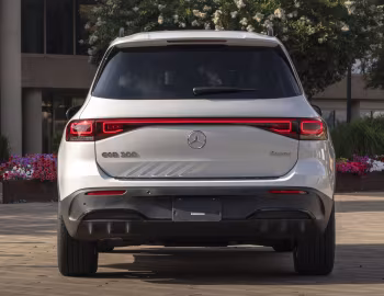 2022–23 Mercedes-Benz EQB 300 4MATIC AMG Line [North America] (X243) '2022–23