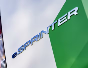 Mercedes-Benz eSprinter Kastenwagen mit Hochdach [Worldwide] '2023–pr.
